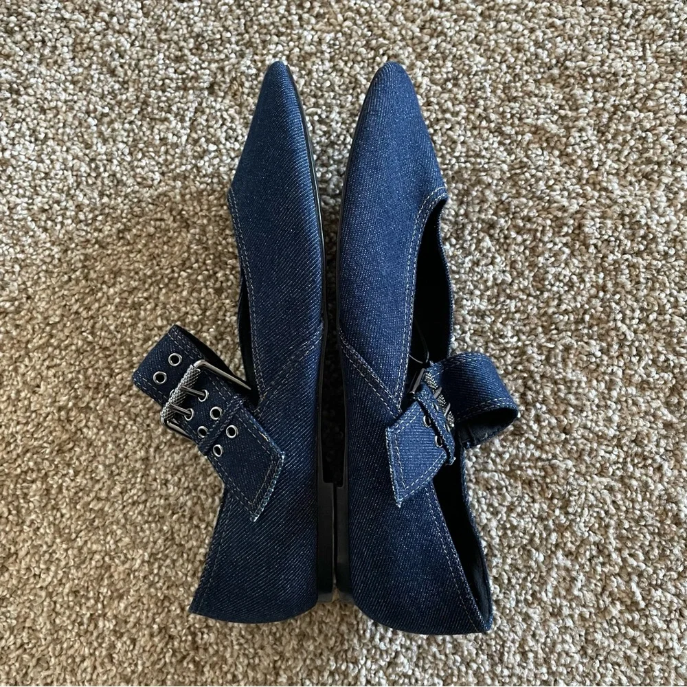 Zara Mary Jane Denim Flats Women’s 10 Blue Dark Wash
Minimalist Chic Everyday - Picture 14 of 16